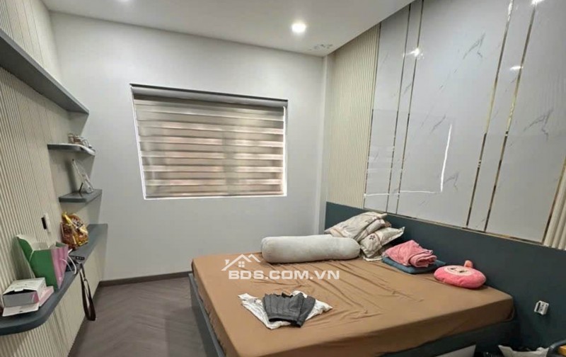 NHÀ 4 TẦNG ĐƯỜNG SỐ 4 LINH XUÂN - 4PN - Ô TÔ ĐẬU ĐỖ - VỪA Ở VỪA KINH DOANH – 15 TỶ
